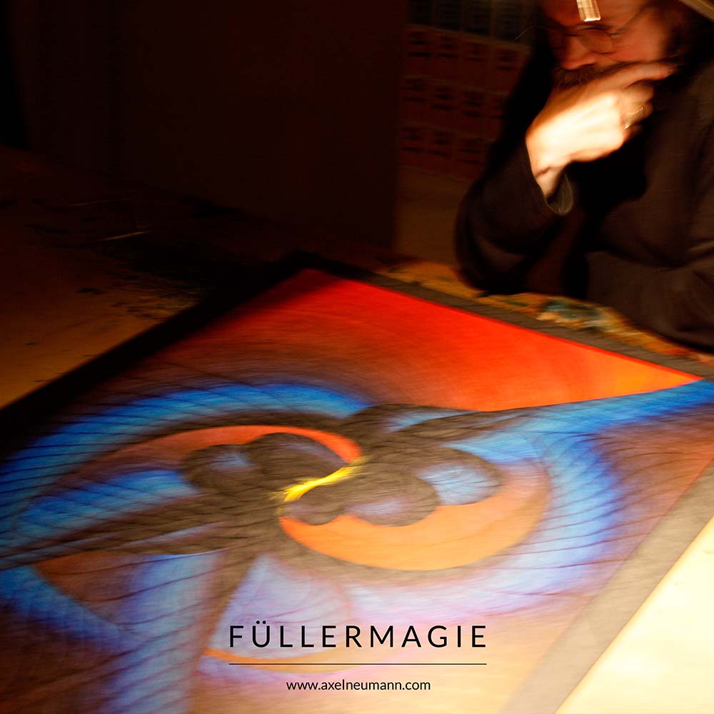 Füllermaler Axel Neumann im Atelier